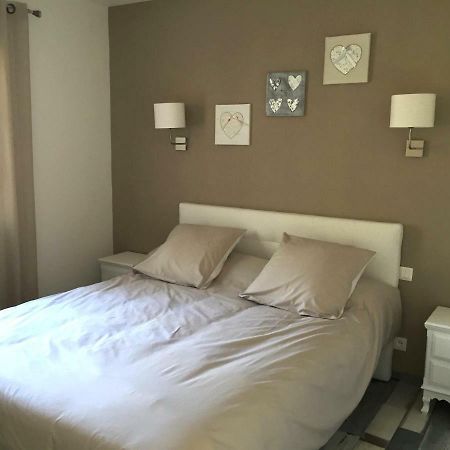 Gite De Roches Hibou Seigy Exterior photo